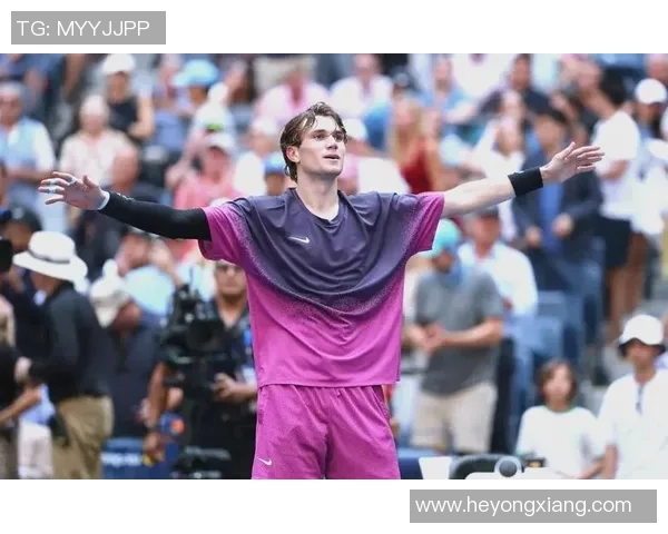 重庆网球队以68分领跑大满贯积分榜展现强劲实力