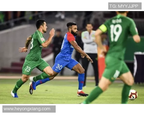 重庆足球队以76分领跑挑战赛积分榜展现强劲实力与团队合作精神