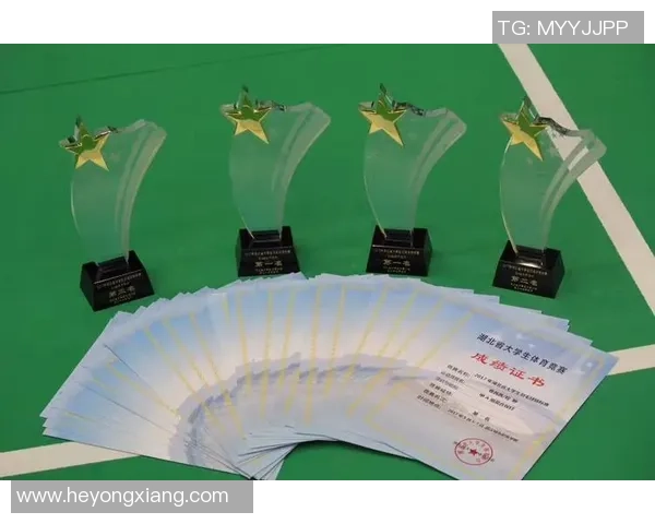 成都羽毛球队选拔赛背后的拼搏故事与奋斗历程揭秘 成都羽毛球队选拔赛背后的拼搏故事与奋斗历程揭秘