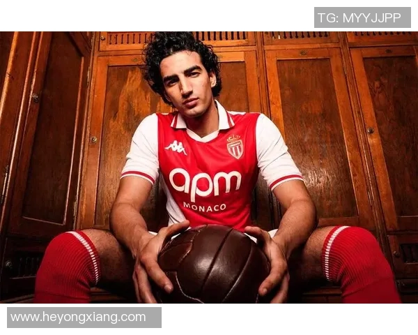 猜猜这位足球明星的10号球衣背后隐藏了哪些故事和成就 猜猜这位足球明星的10号球衣背后隐藏了哪些故事和成就