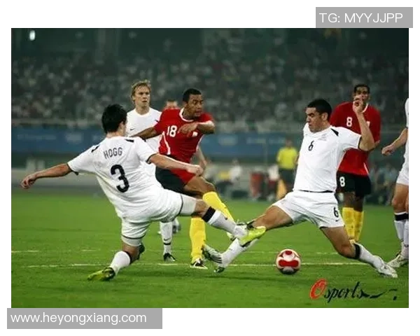 足球明星精彩瞬间大力射门视频集锦带你领略足球魅力与技巧的完美结合